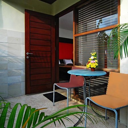 Aparthotel Taman Ayu Town House Legian Exterior foto
