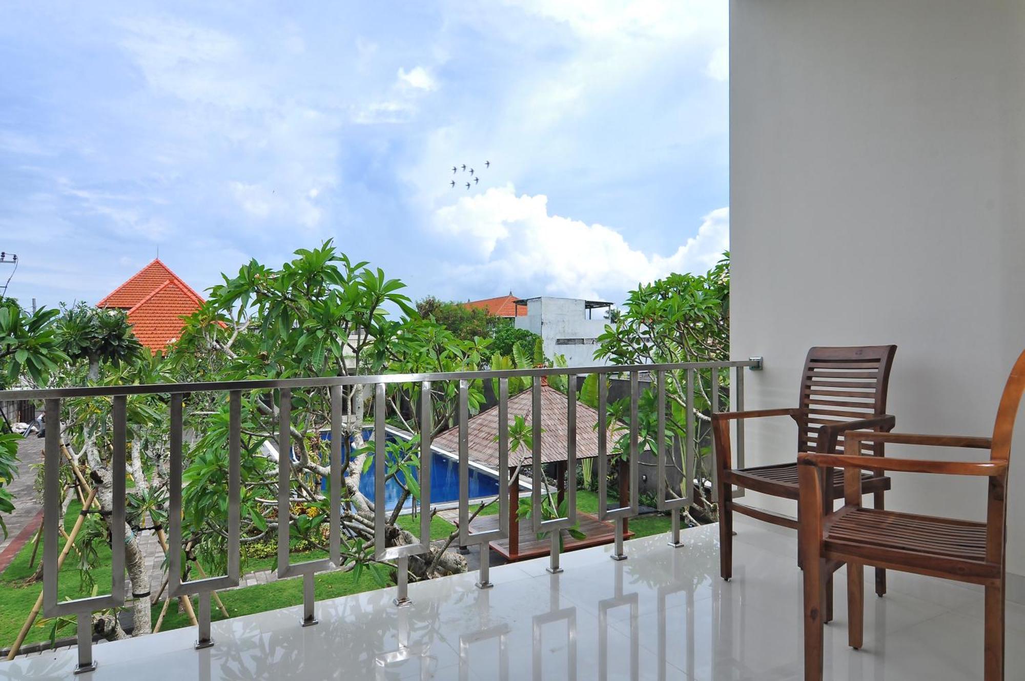 Aparthotel Taman Ayu Town House Legian Exterior foto